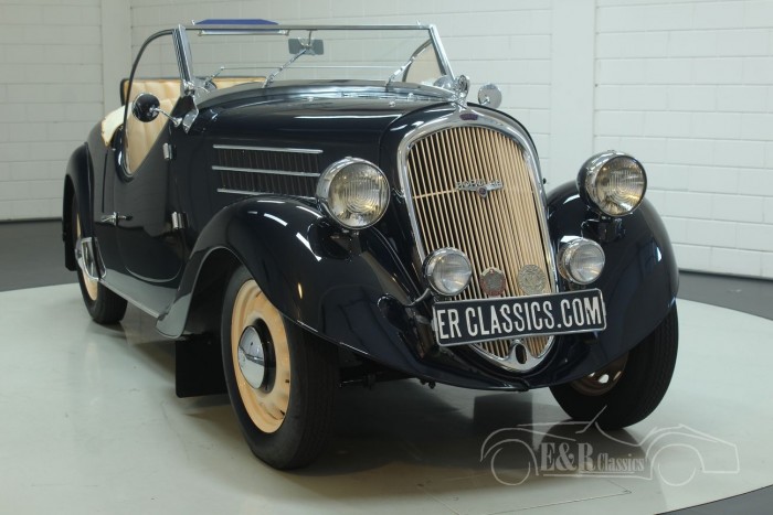 https://www.erclassics.fr/media/catalog/product/cache/3/image/700x/17f82f742ffe127f42dca9de82fb58b1/s/k/skoda-polupar_ii-1937-s7890-042_1.jpg