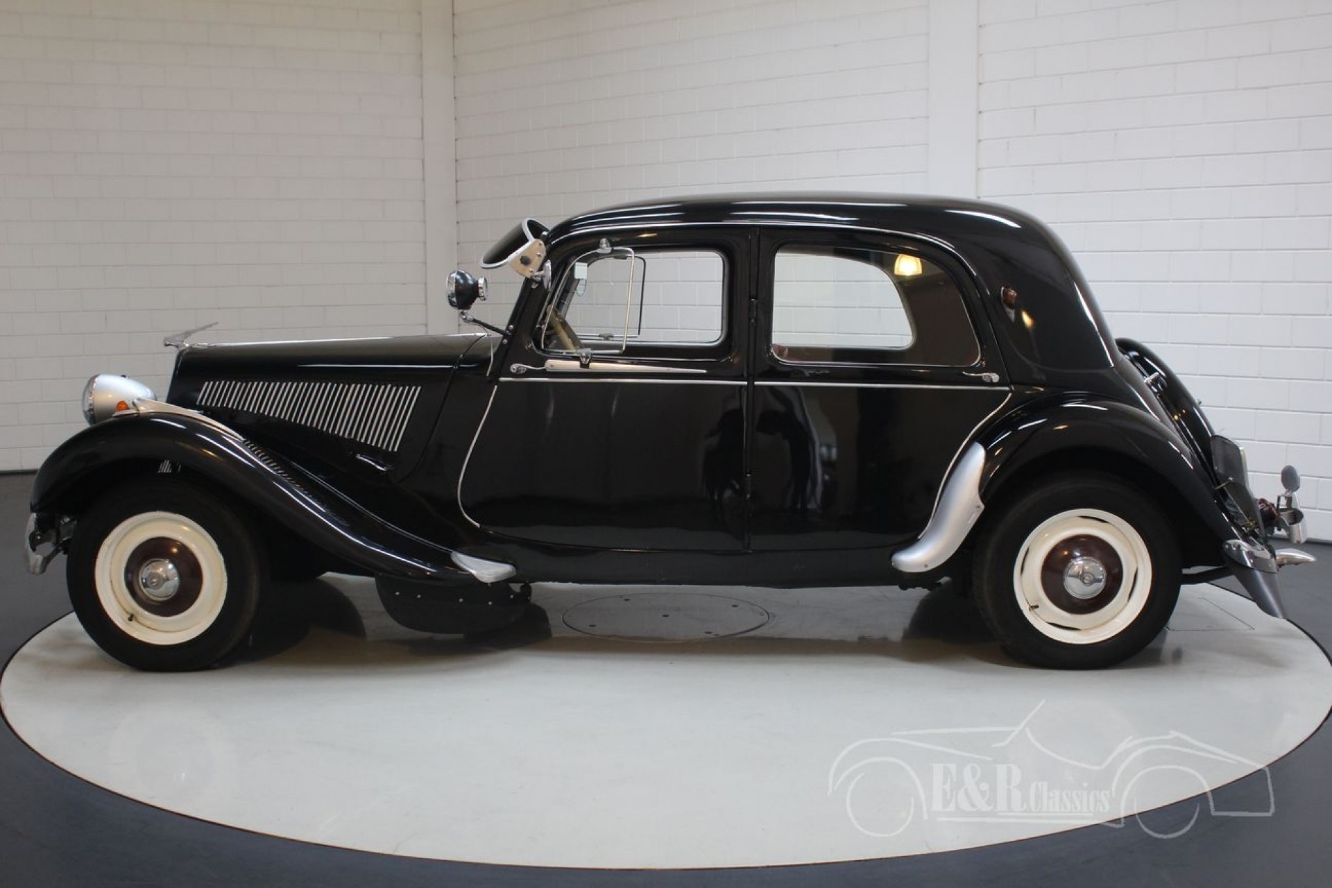 Citroen Traction Avant 11bl Sport 1950 A Vendre Chez Erclassics