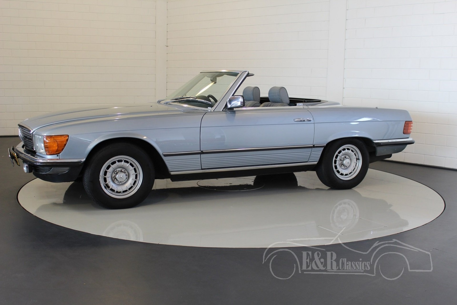 Mercedes 280 SL Cabriolet 1/18 Anson 30380 - Blanche Collection