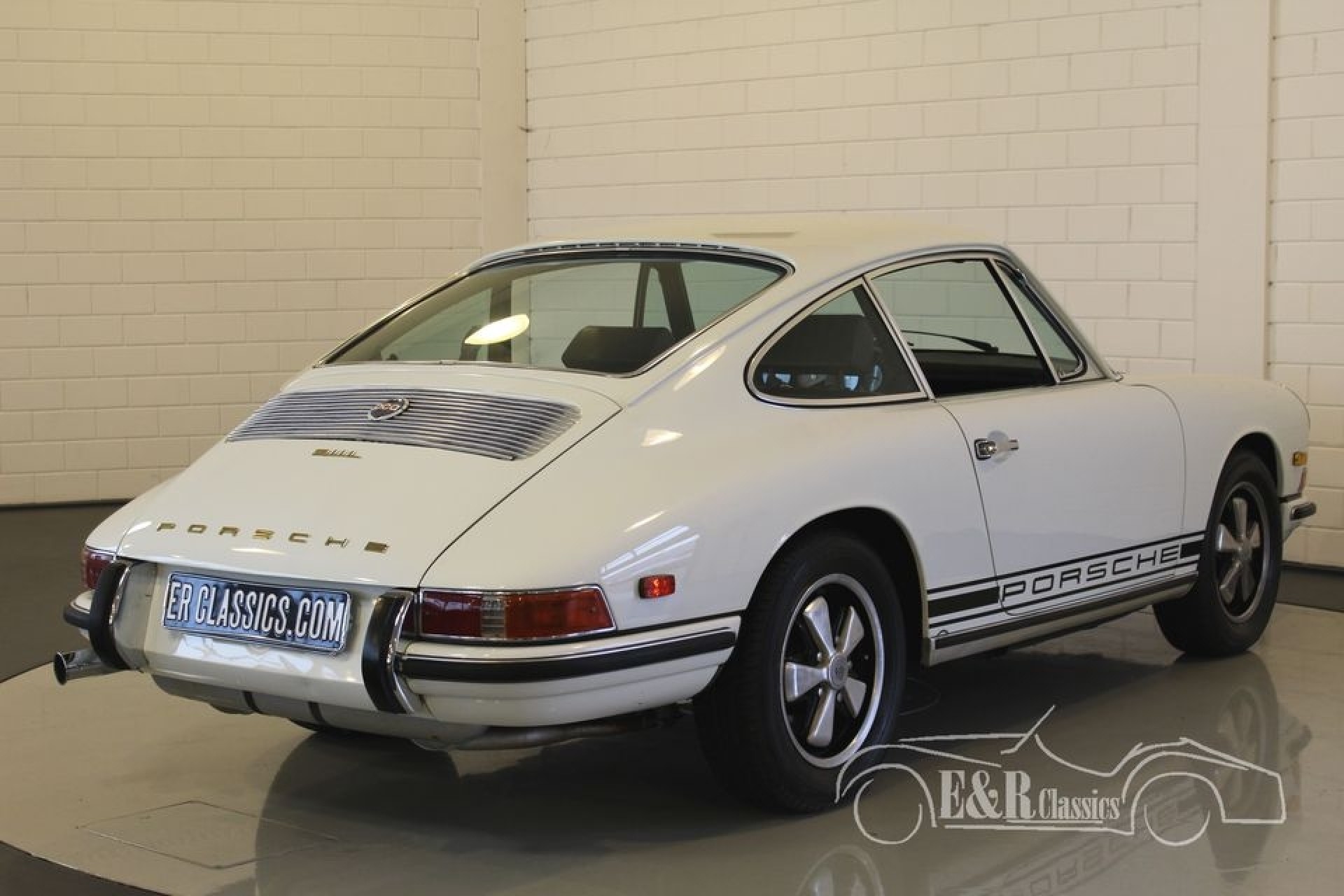 Porsche L porsche 911 l coupe blanc 1968 224 vendre 224 erclassics Porsche L porsche 911 l coupe blanc 1968 224 vendre 224 erclassics